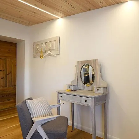 Z Klimatem, Ogrod, Parking Apartment