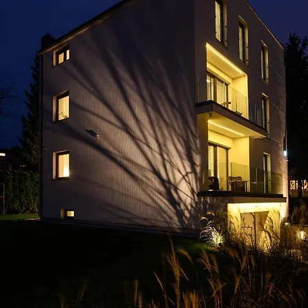 Z Klimatem, Ogrod, Parking 公寓 *