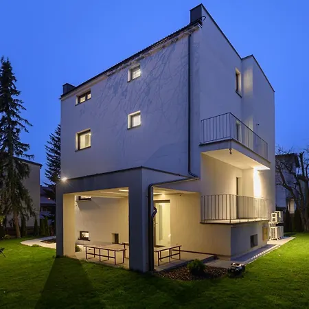 Butikowe Apartamenty, Zamkniety Parking, Ogrod, 2x Klimatyzacja, Ekspres Z Mlynkiem, Prywatne Wejscie 卢布林