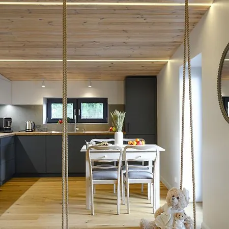 Z Klimatem, Ogrod, Parking 公寓 *