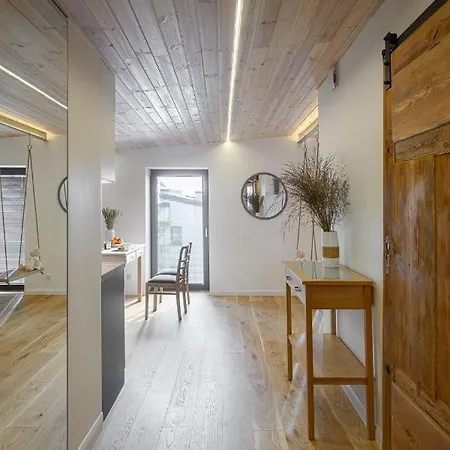 Апартаменты Butikowe Apartamenty, Zamkniety Parking, Ogrod, 2x Klimatyzacja, Ekspres Z Mlynkiem, Prywatne Wejscie *