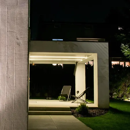 Z Klimatem, Ogrod, Parking Apartment